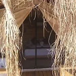 Pine & Bungallows 4* هيسارونو