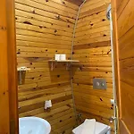 Pine & Bungallows Otel