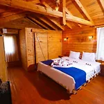 Pine & Bungallows 4* היסרונו