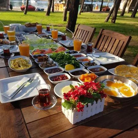 Pine & Bungallows Hisaronu